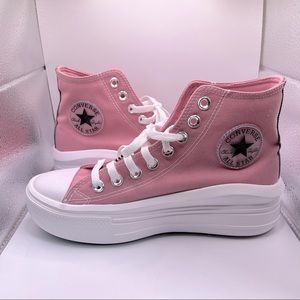 NWOT Chuck Taylor All Star Move Platform Tennis Shoe Size 7.5